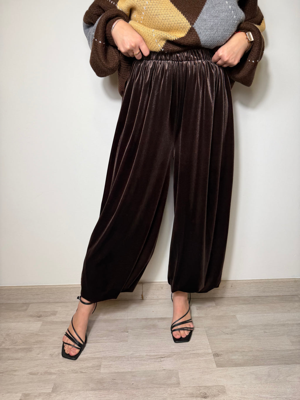PANTALÓN BOMBO TERCIOPELO MARRÓN